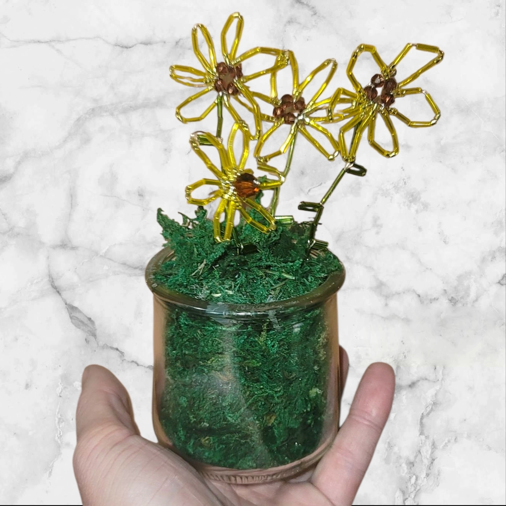Handmade Beaded Plant. - Picture 6 of 6
